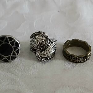 Avon Bronze Double Rings & Fashion Black Silvee Ring Set of (3) - Vintage